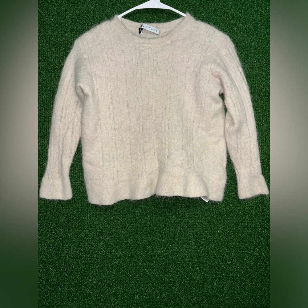 Zara sweater M-L